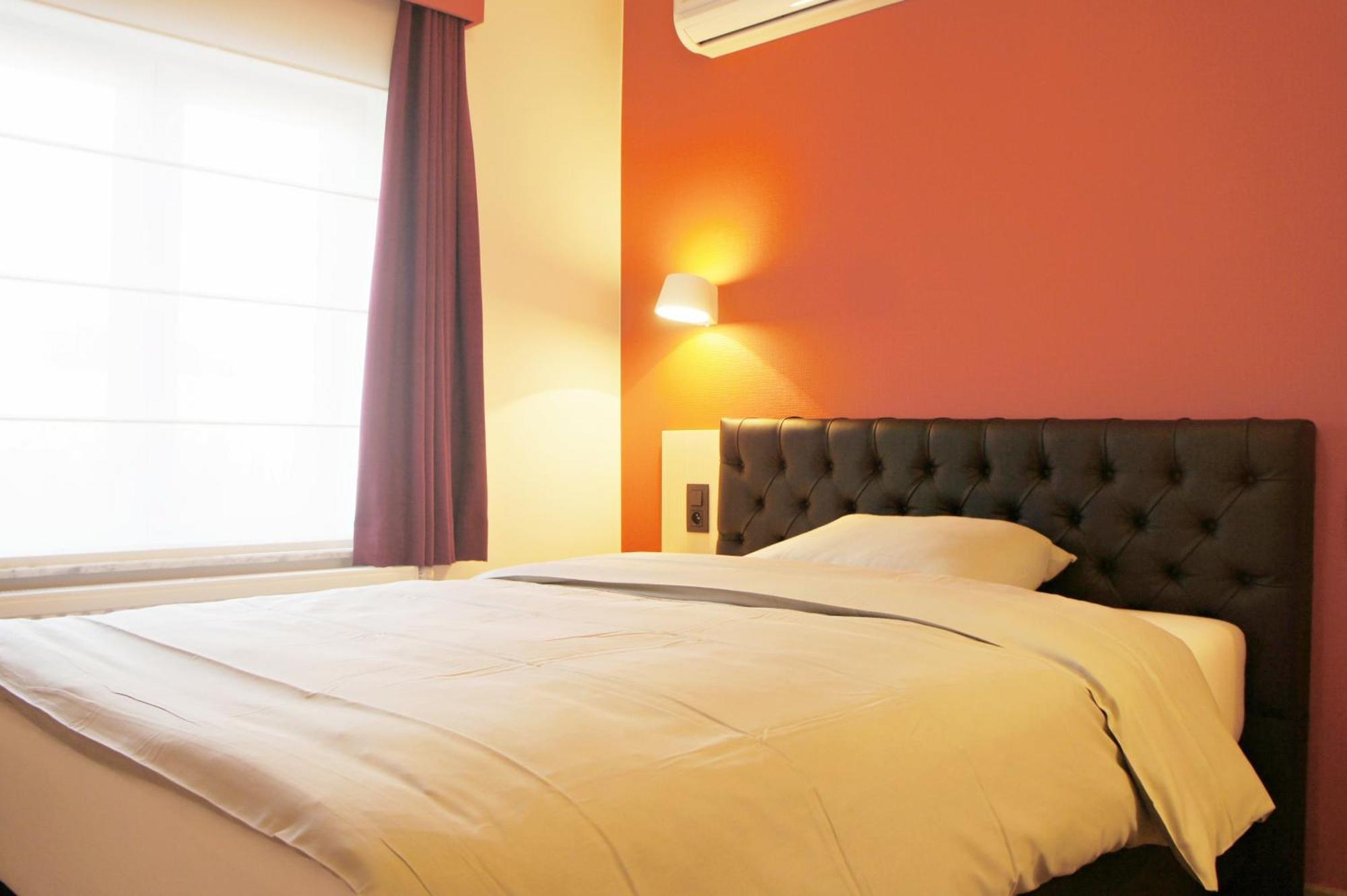 Belrom Hotel Синт-Тройден Стая снимка