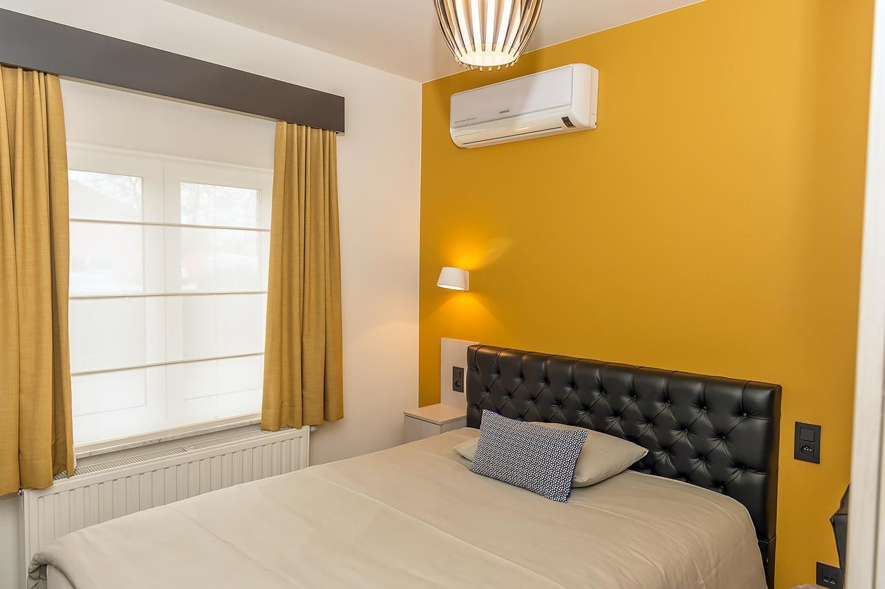 Belrom Hotel Синт-Тройден Екстериор снимка